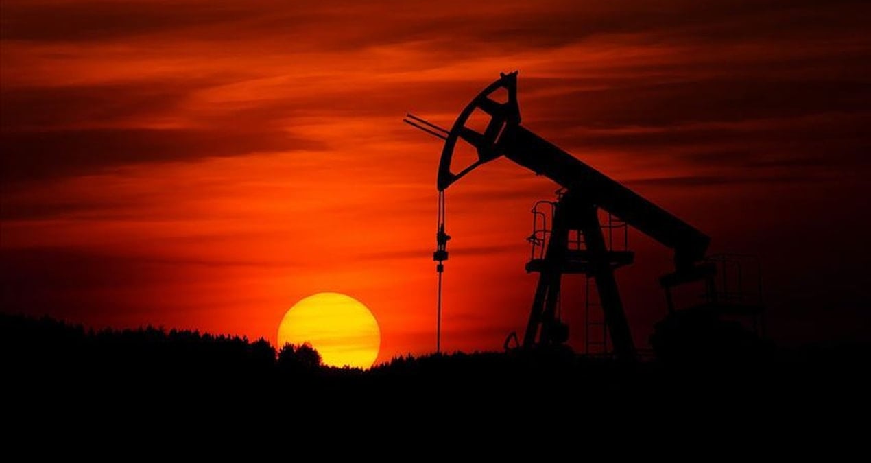 ABD, 2025 için petrol fiyatı tahminini aşağı çekti