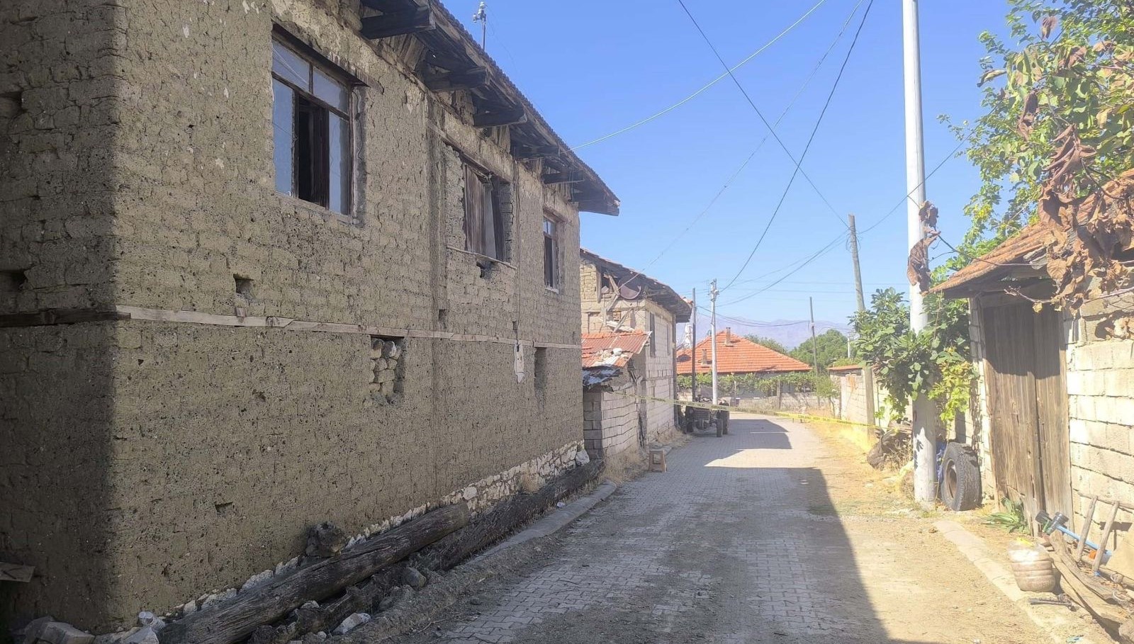 denizlide yasli kadinin supheli olumu torunu gozaltinda 8A6OqeAf