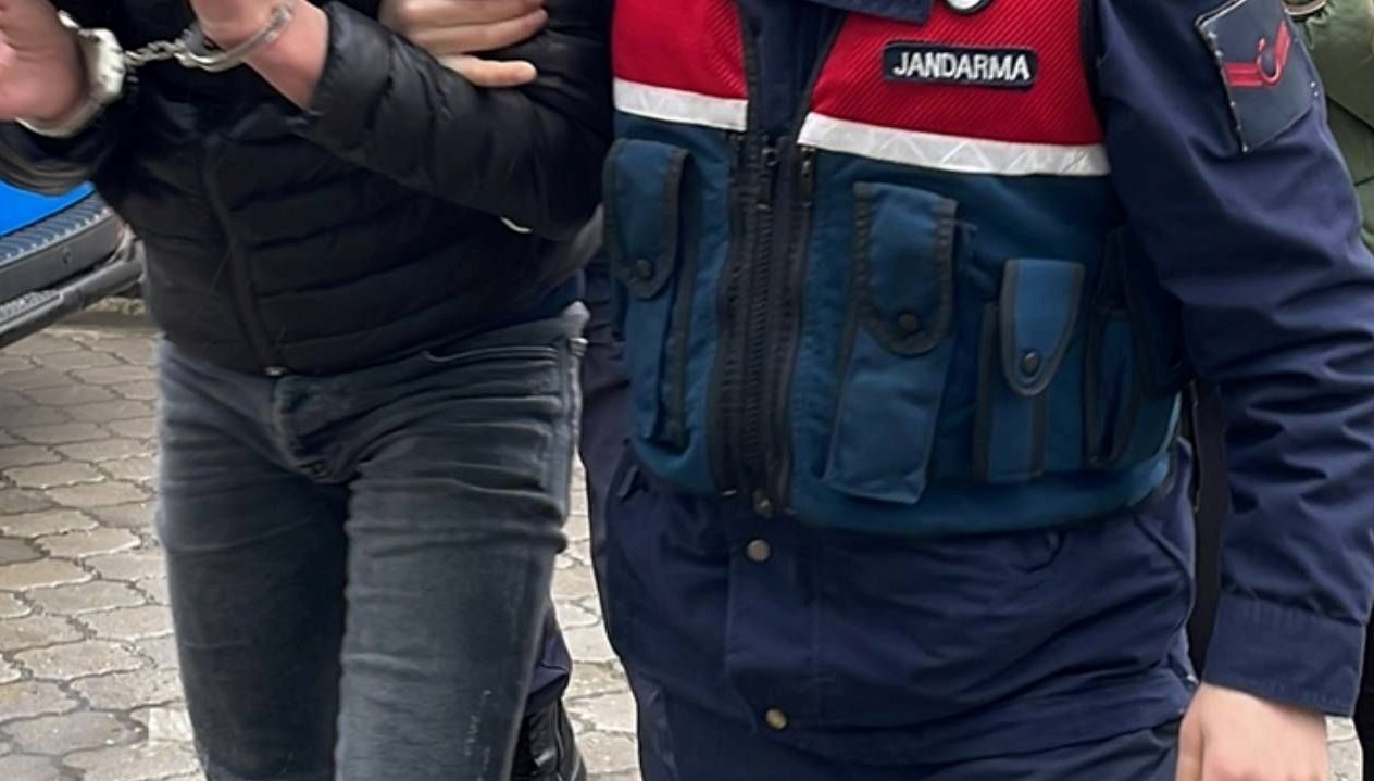 jandarma yurt genelinde 167 firari hukumluyu yakaladi wLKH4tMQ