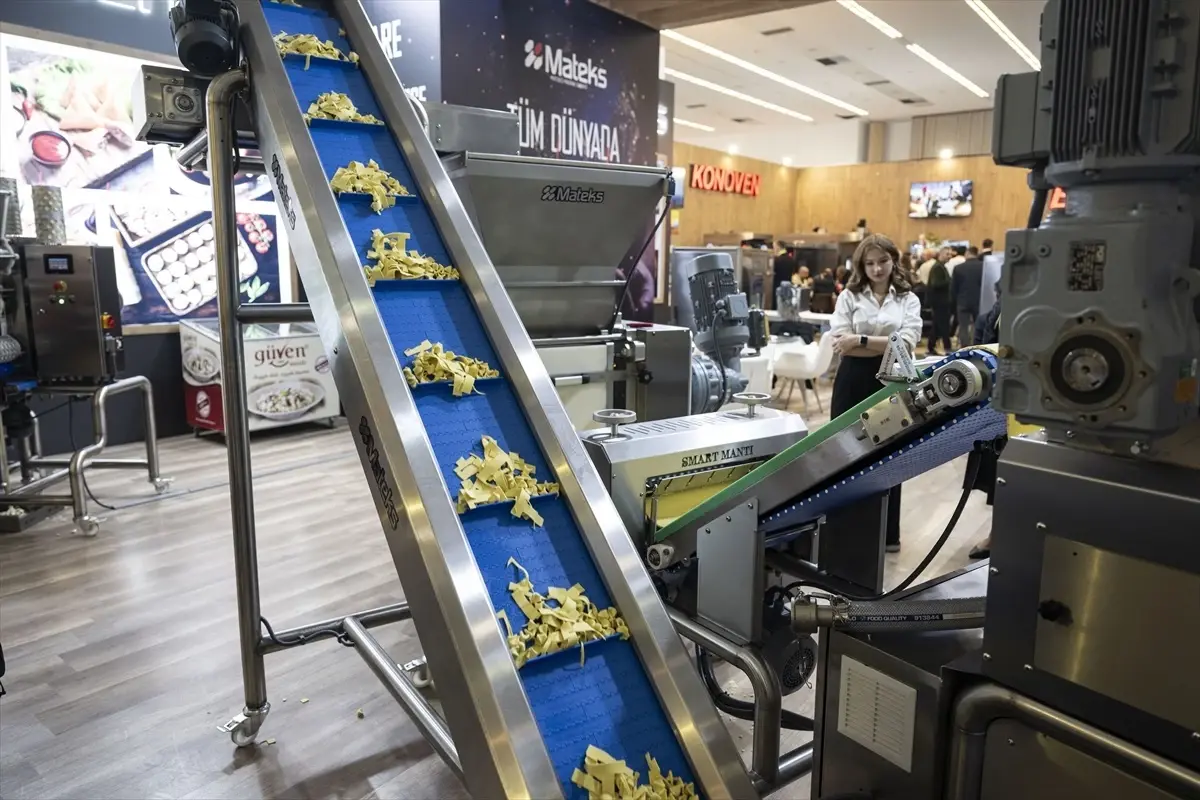 6 ekmek ve pasta fuari basladi TCmgmerU.jpg