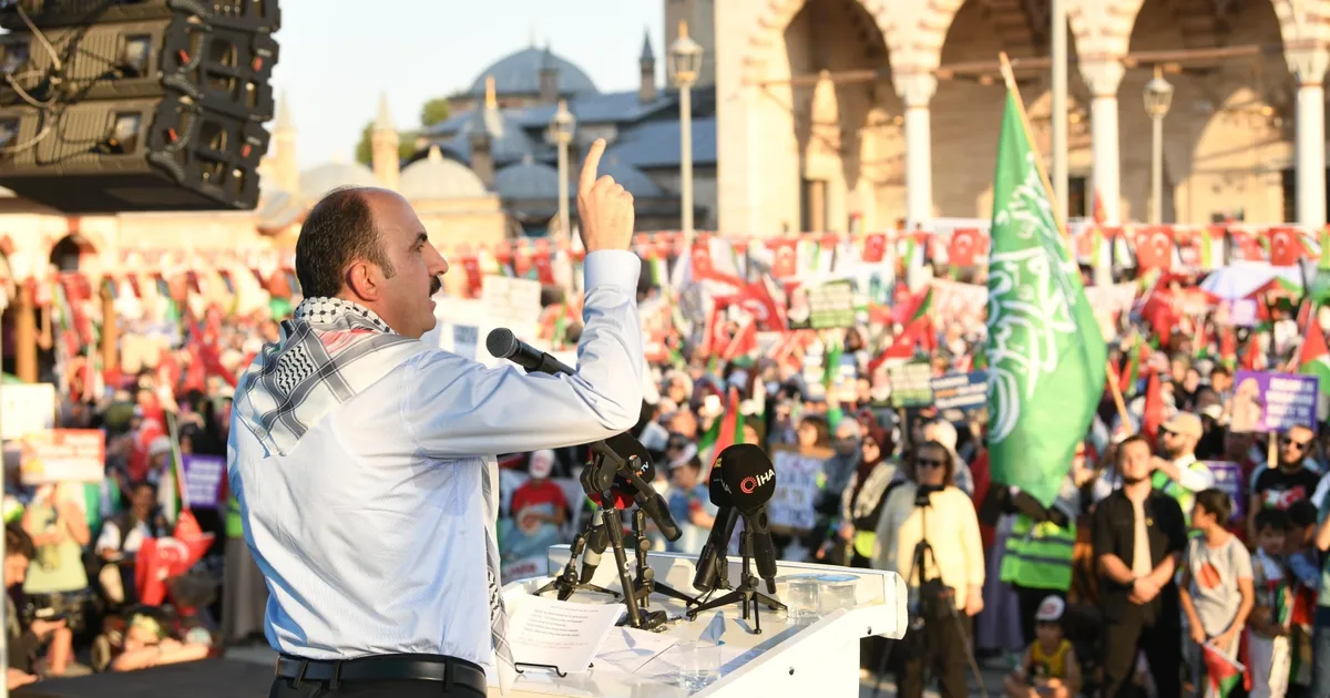 baskan altay tum konyalilari yuruyuse davet etti IgpCILA6