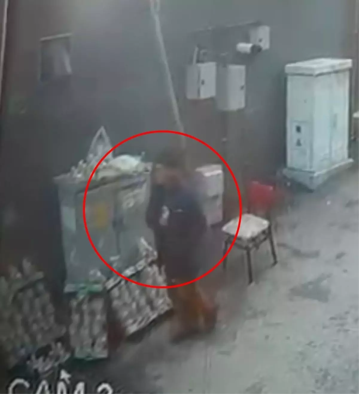 bursada seyyarin telefonu calindi KwYr9fv4.jpg