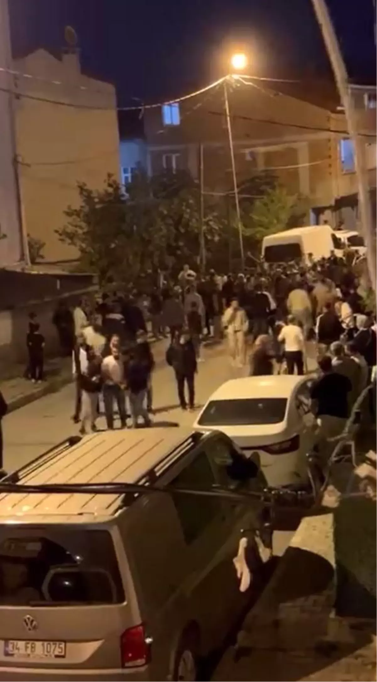 cenaze toreninde baslayan kavga istanbula sicradi wtM3cZkw