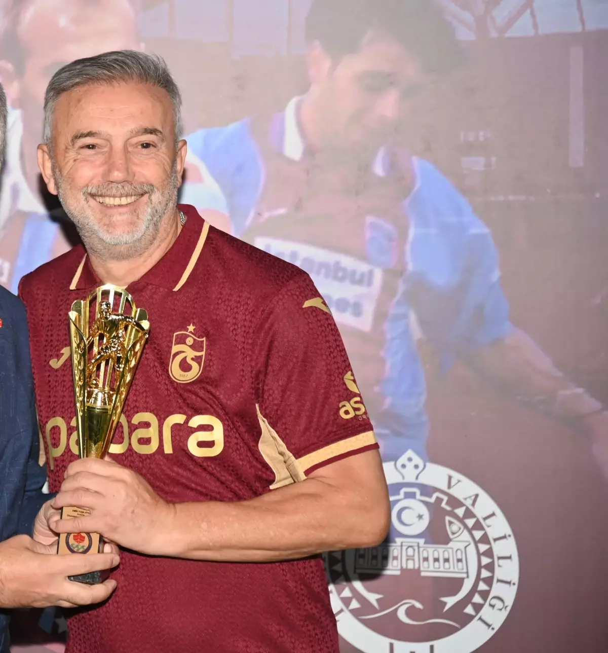 hami mandiralidan taraftara sampiyonluk cagrisi JdJYRglu.jpg